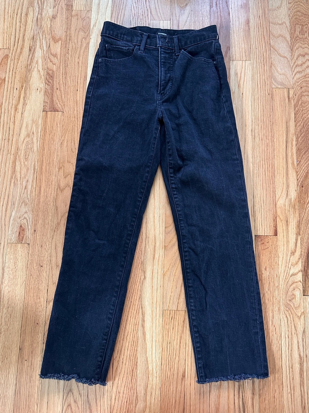Express Women’s Washed Black High Rise Straight Ankle Jean size 4R